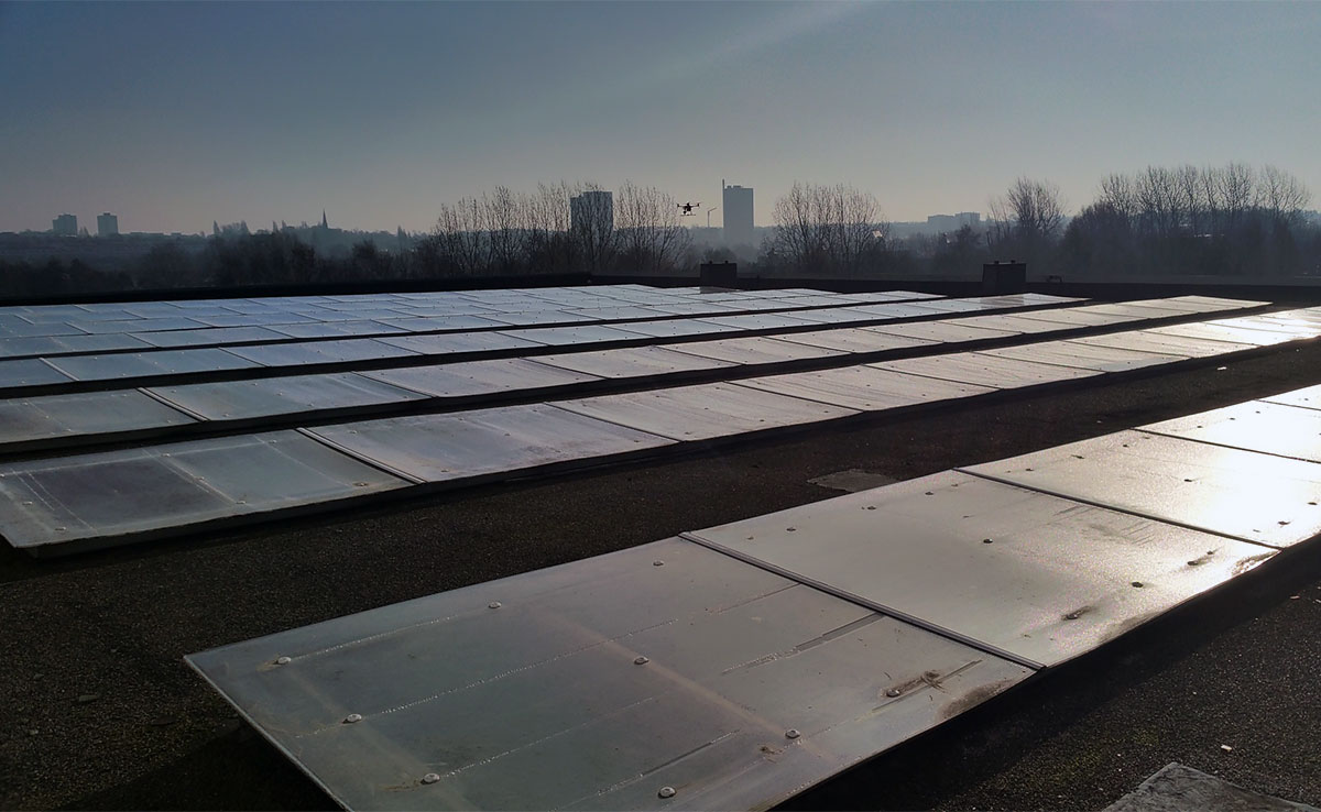 MES Environmental tipping roof. Roof survey with the aid of a drone camera